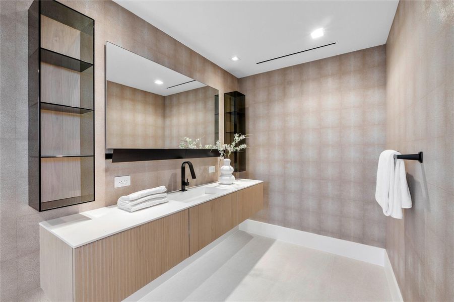 Furnished interior view inside a new home in , Fort Lauderdale (Image 11).