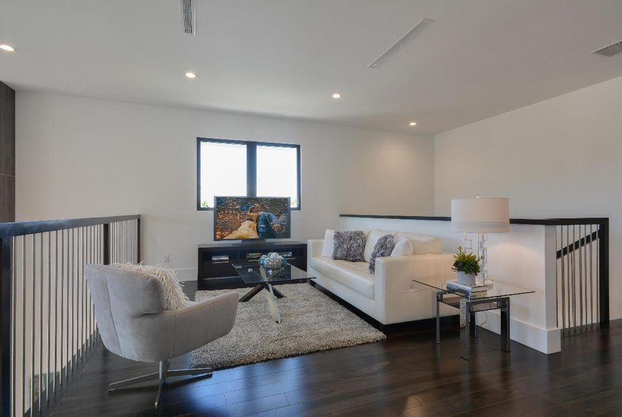 338 NE 2nd St_Jared Niles_27