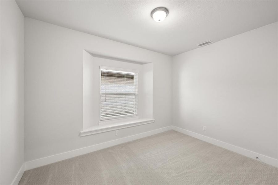 Spacious, unfurnished interior of a new home in Oaks of North Grove, Waxahachie (Image 15). Spacious, unfurnished interior of a new home in Oaks of North Grove, Waxahachie (Image 15).