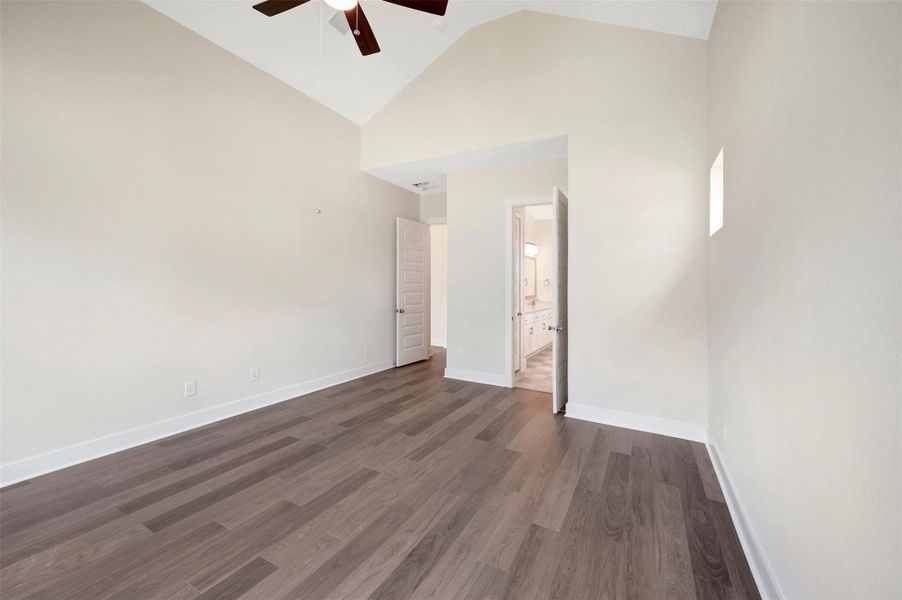 Spacious, unfurnished interior of a new home in Two Step Farm - Enclave Collection, Montgomery (Image 24).