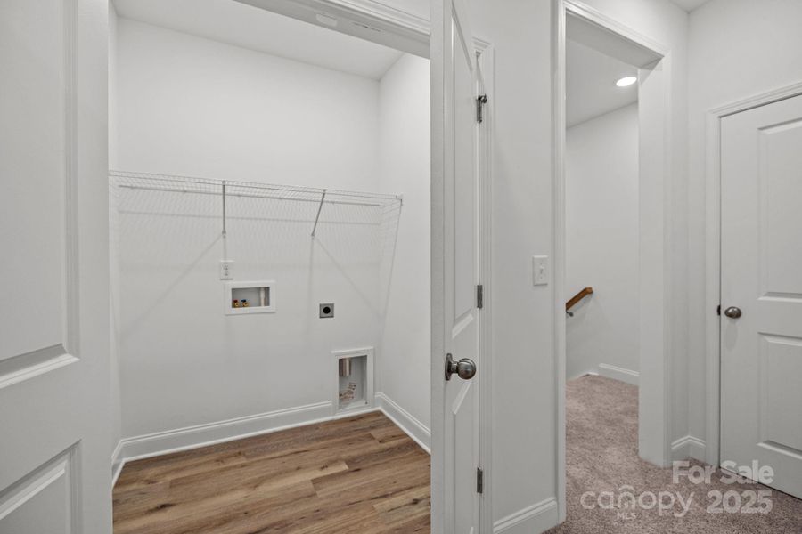 Spacious, unfurnished interior of a new home in Sycamore Trail, Matthews (Image 18).