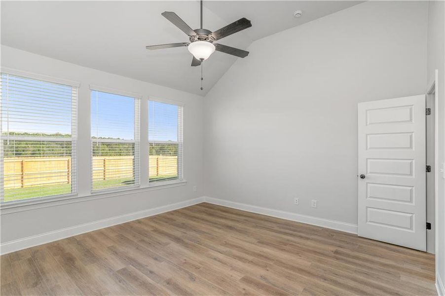Spacious, unfurnished interior of a new home in , Bonaire (Image 11). Spacious, unfurnished interior of a new home in , Bonaire (Image 11).