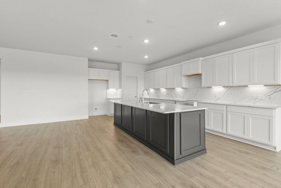 Furnished interior view inside a new home in Riverside Estates, Mont Belvieu (Image 7).