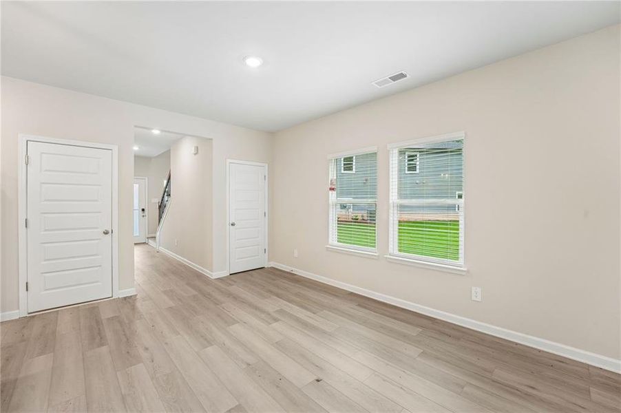 Spacious, unfurnished interior of a new home in Hemingway - Reserve Series, Cumming (Image 25). Spacious, unfurnished interior of a new home in Hemingway - Reserve Series, Cumming (Image 25).