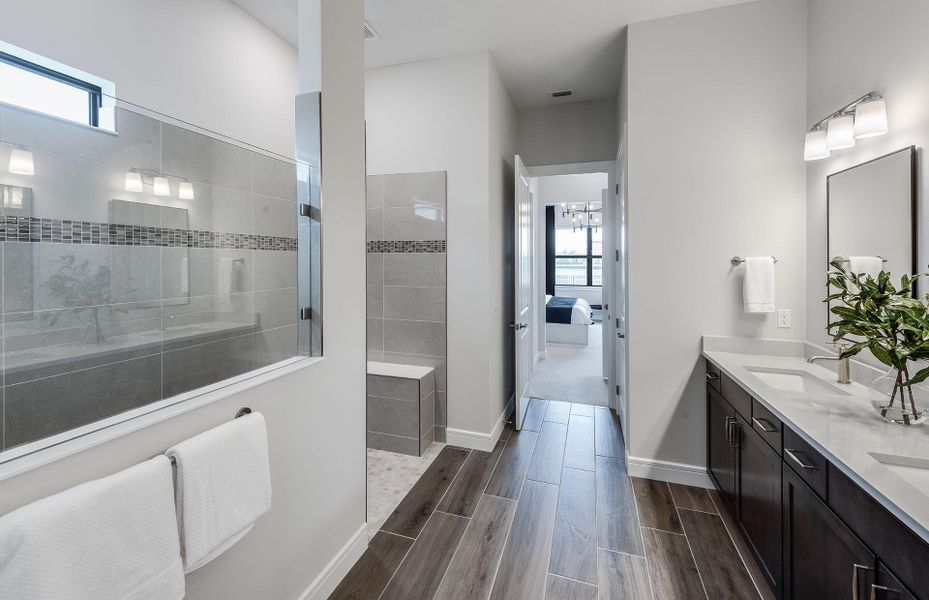 Owner's Bath with Walk in