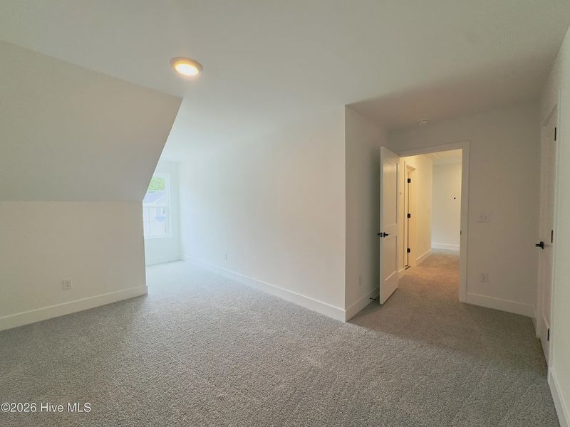 Spacious, unfurnished interior of a new home in Autumn Trail, Bolivia (Image 31).