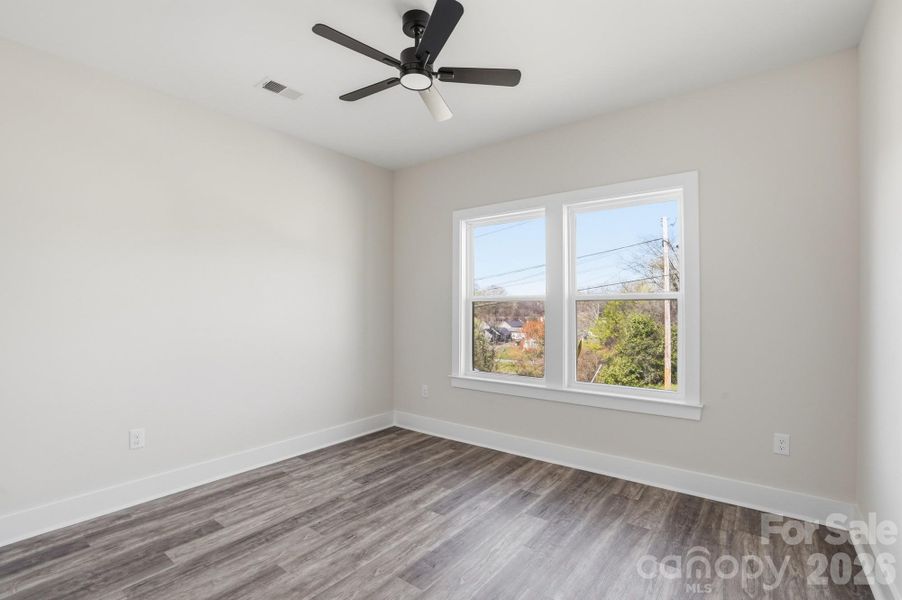 Spacious, unfurnished interior of a new home in , Concord (Image 25).