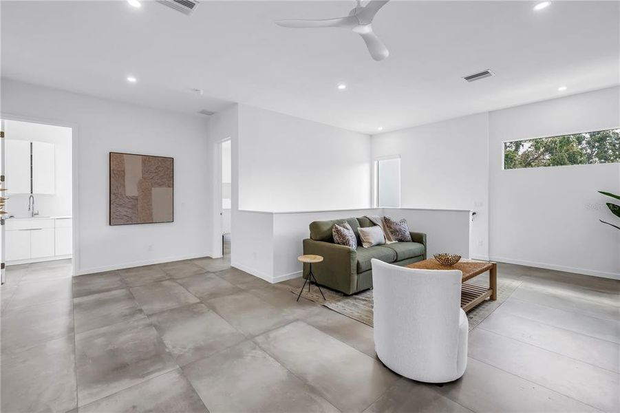 Furnished interior view inside a new home in , Sarasota (Image 15).