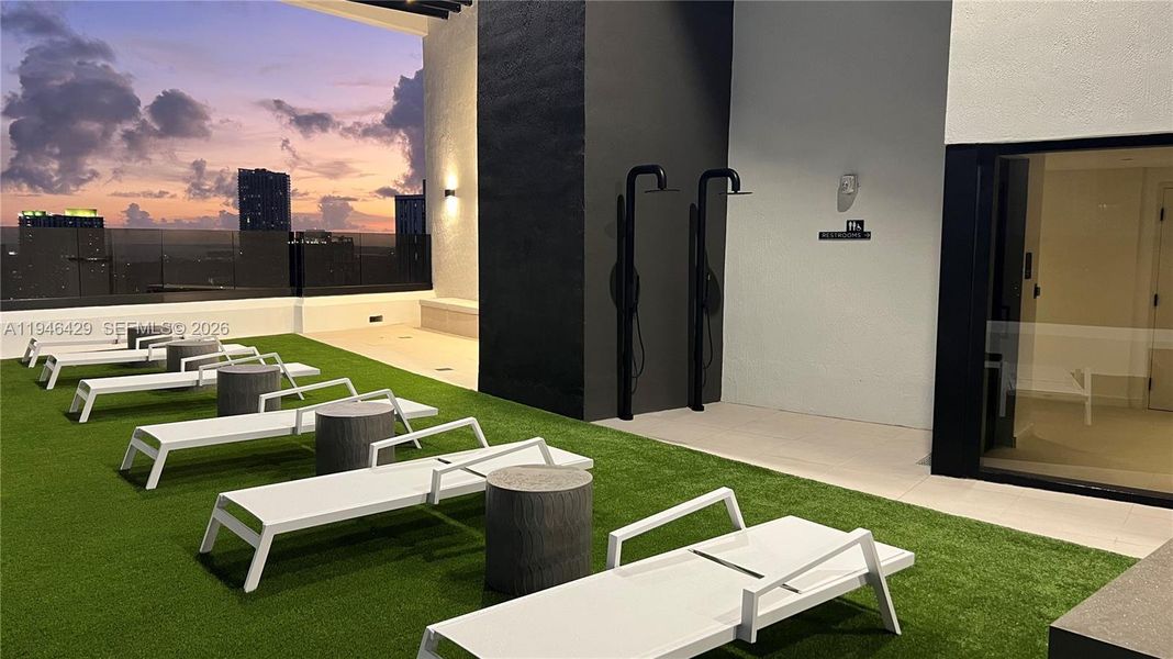 Community amenities in , Miami (Image 49).