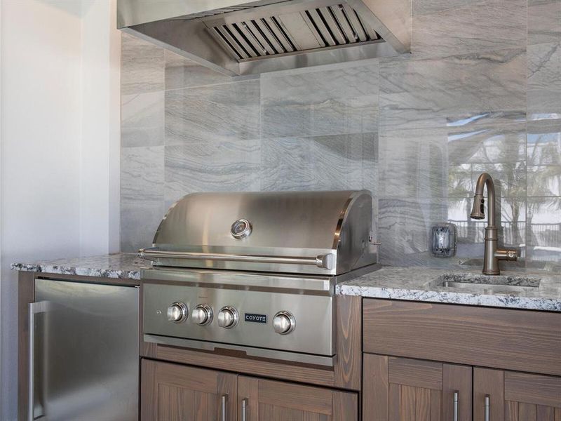 Furnished interior view inside a new home in , Sarasota (Image 6).