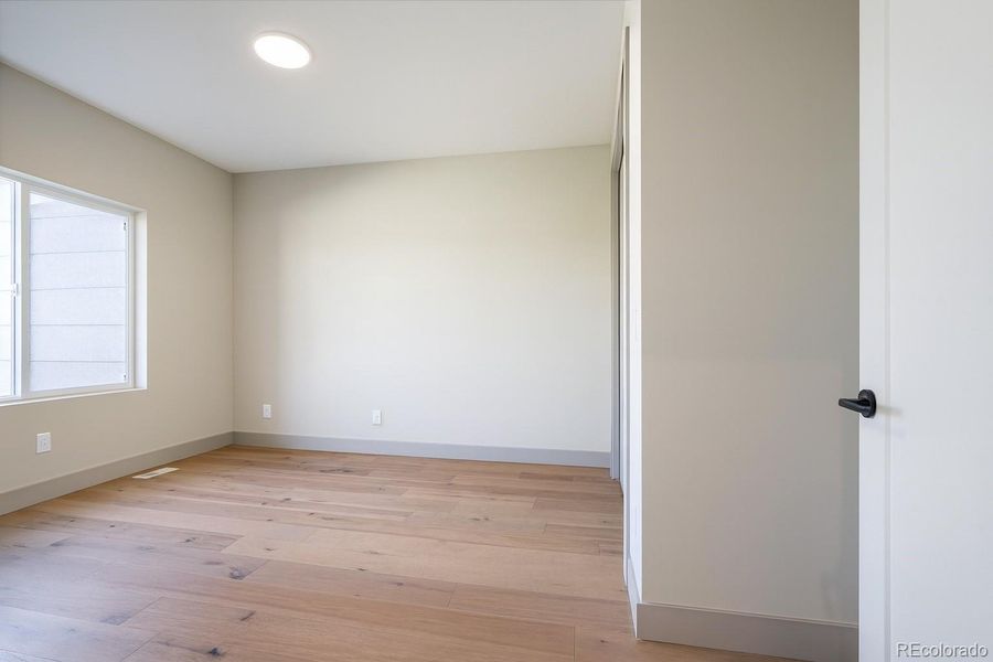 Spacious, unfurnished interior of a new home in , Pueblo (Image 11).