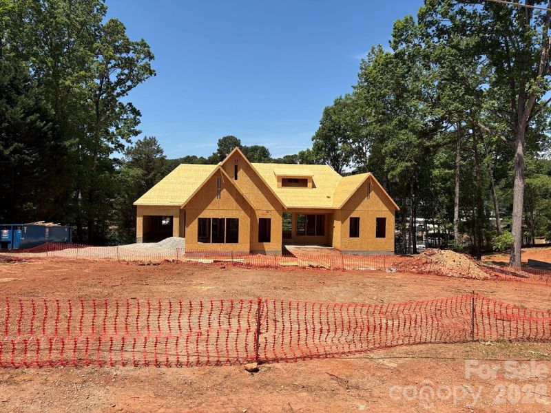 5.3.26 Framed front exterior
