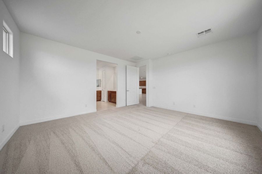 Spacious, unfurnished interior of a new home in Miravida, Surprise (Image 12).