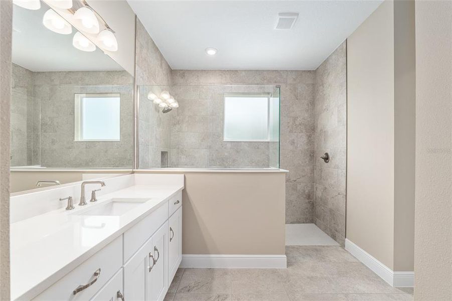 Furnished interior view inside a new home in , Ocala (Image 18).