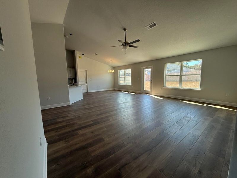 Spacious, unfurnished interior of a new home in Ashton View, Crestview (Image 4).