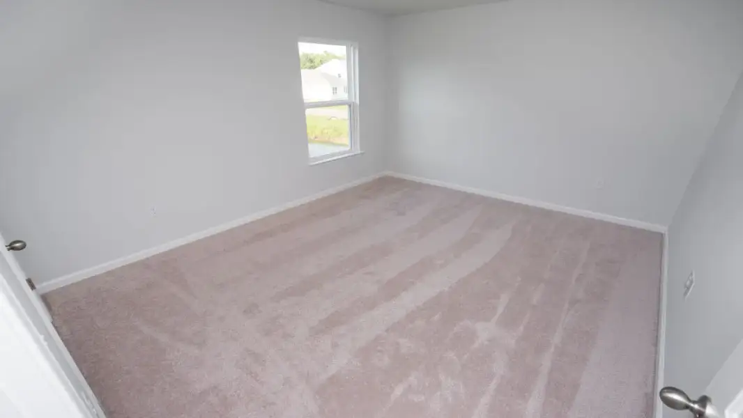 Representative unfurnished interior of a home built from the Elle by D.R. Horton in Brookside, Richlands (Image 32).
