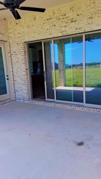 Image 21 of a home in Las Brisas at Stoney Creek. Image 21 of a home in Las Brisas at Stoney Creek.