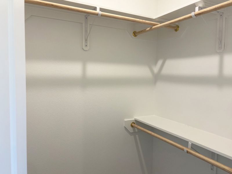 Close-up of interior finishes inside a home in Houston Place, Crestview (Image 9).
