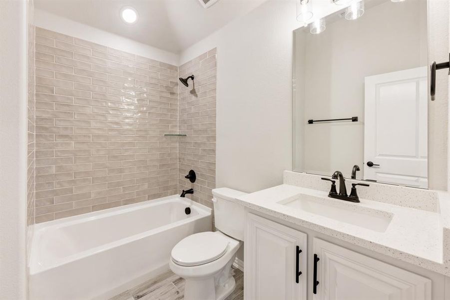 Furnished interior view inside a new home in Hayes Crossing, Midlothian (Image 13).