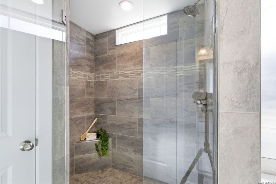 Close-up of interior finishes inside a home in Lonesome Dove, San Antonio (Image 20).