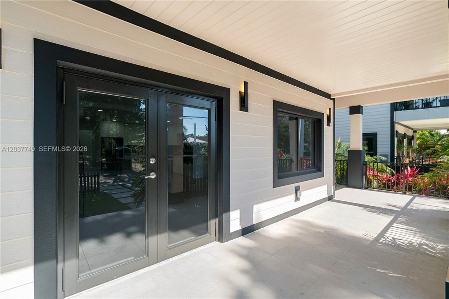 Exterior details and patio area of a home in , Key Largo (Image 24).