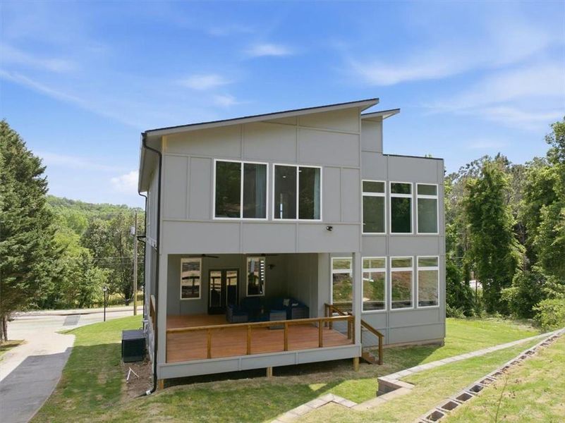 Exterior details and patio area of a home in , Atlanta (Image 4).