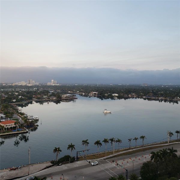 Image 16 of a home in .