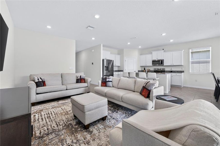 Furnished interior view inside a new home in , Ocala (Image 9).