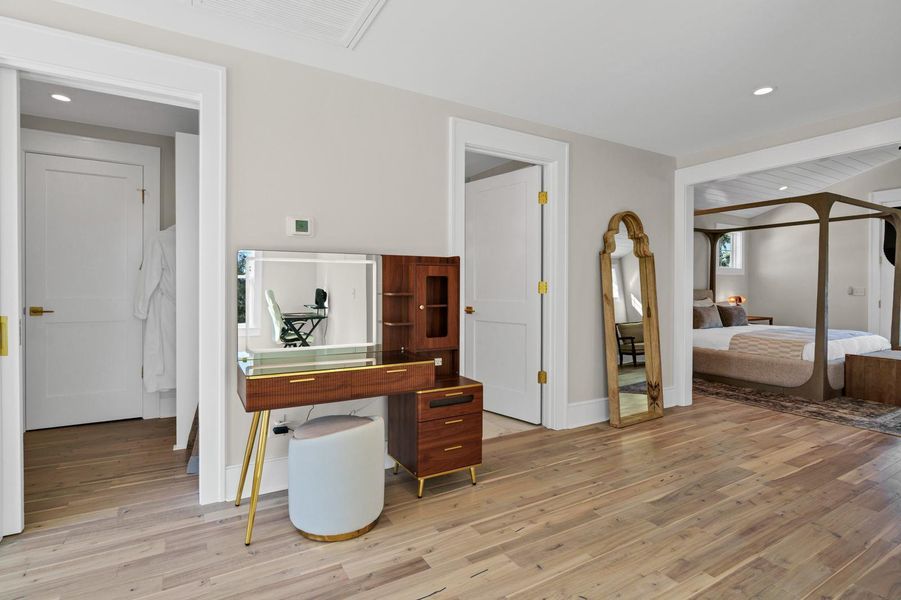 Furnished interior view inside a new home in , Edisto Island (Image 54). Furnished interior view inside a new home in , Edisto Island (Image 54).