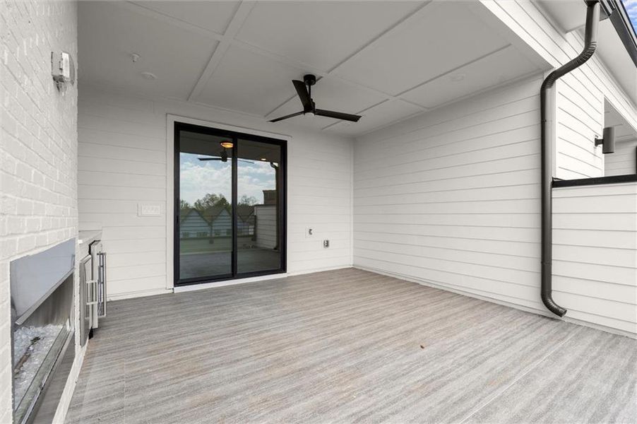 Exterior details and patio area of a home in , Alpharetta (Image 24).
