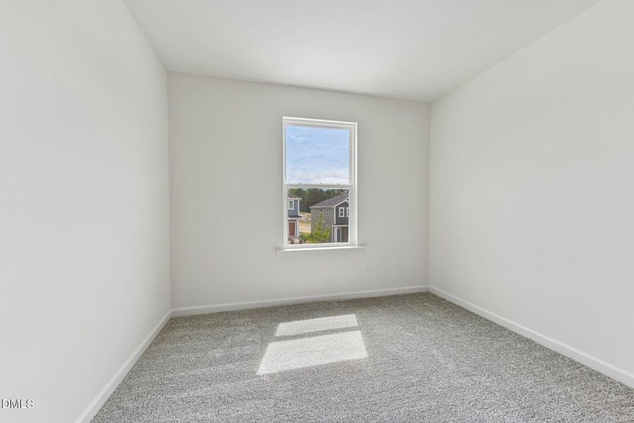 21-web-or-mls-Chrys St-S0205-021