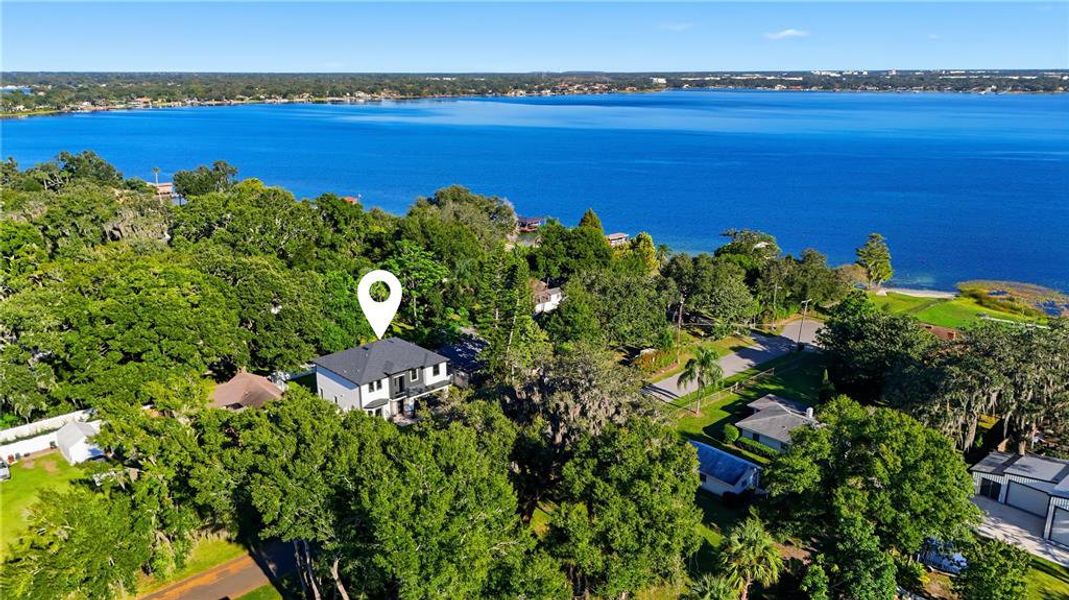 Front exterior of a new home in , Belle Isle, FL, highlighting curb appeal (Image 29).