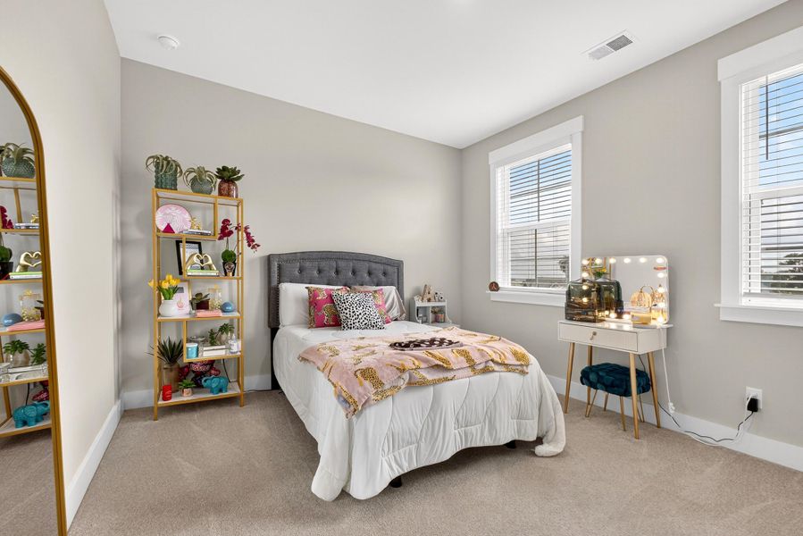 Furnished interior view inside a new home in , Ravenel (Image 29).