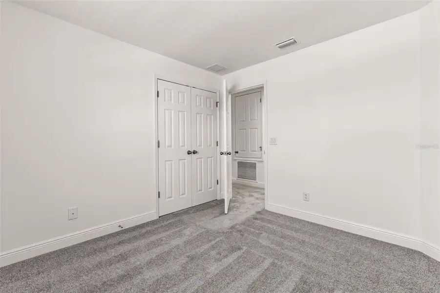 Spacious, unfurnished interior of a new home in , Groveland (Image 38).