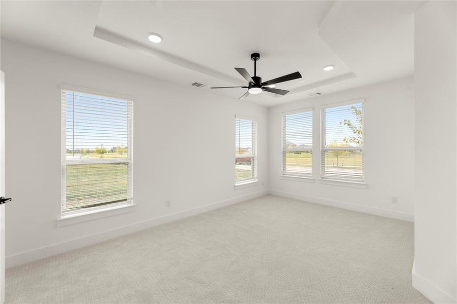 06. 9084 Eureka - Primary