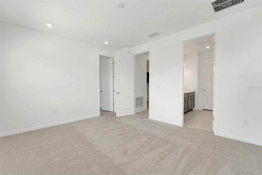 Spacious, unfurnished interior of a new home in Serenade at Ovation, Winter Garden (Image 10). Spacious, unfurnished interior of a new home in Serenade at Ovation, Winter Garden (Image 10).