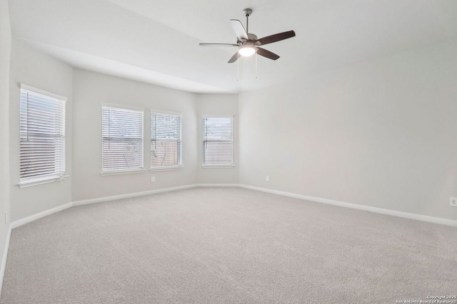 Spacious, unfurnished interior of a new home in Royal Crest, San Antonio (Image 23). Spacious, unfurnished interior of a new home in Royal Crest, San Antonio (Image 23).