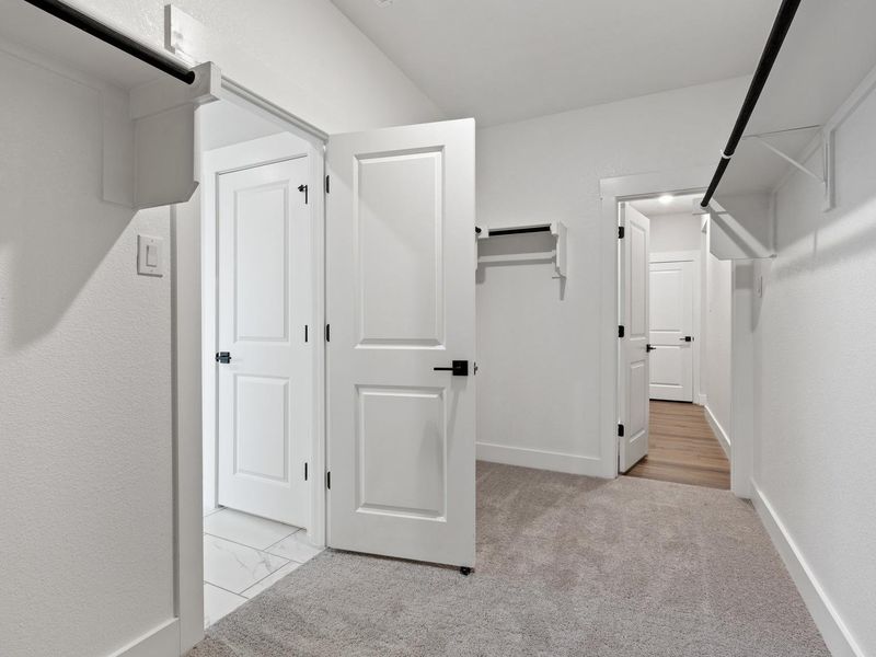 Spacious, unfurnished interior of a new home in Waverly Estates, Josephine (Image 22). Spacious, unfurnished interior of a new home in Waverly Estates, Josephine (Image 22).