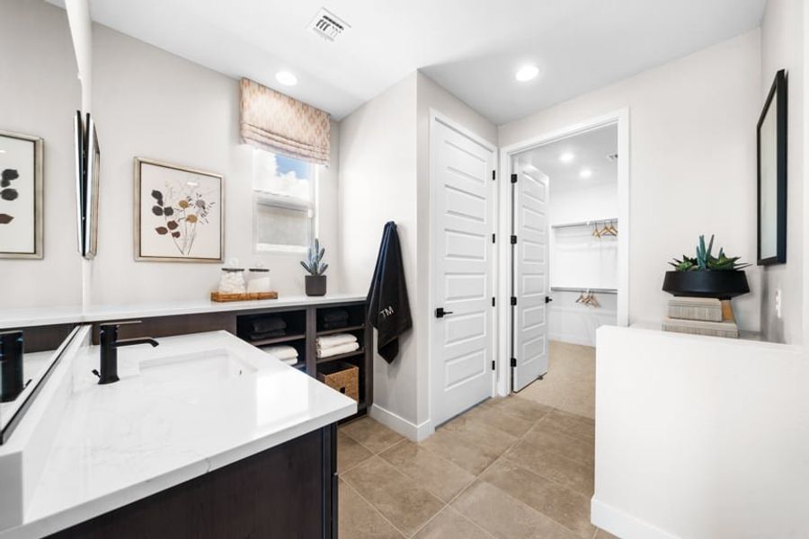 Representative furnished interior of a home built from the Havasupai by Taylor Morrison in Ovation at Meridian 55+, Queen Creek (Image 15). Representative furnished interior of a home built from the Havasupai by Taylor Morrison in Ovation at Meridian 55+, Queen Creek (Image 15).