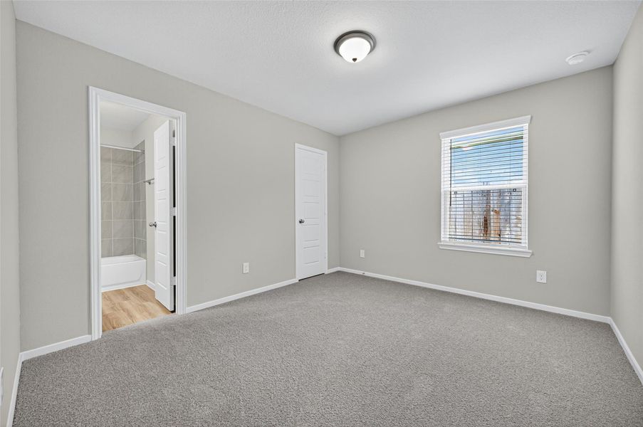 Spacious, unfurnished interior of a new home in Cypress Green, Hockley (Image 18). Spacious, unfurnished interior of a new home in Cypress Green, Hockley (Image 18).