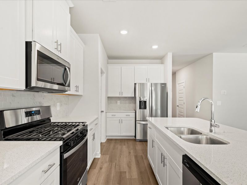Furnished interior view inside a new home in Holland Park, Spartanburg (Image 6).