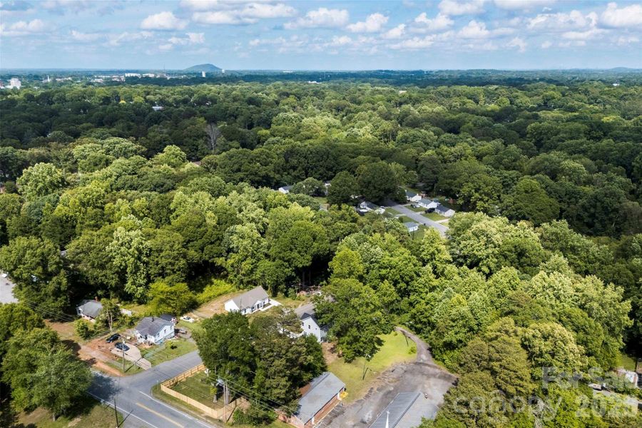 Natural landscape and outdoor views near  in Gastonia (Image 33).