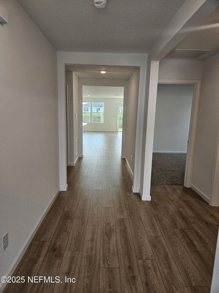 Spacious, unfurnished interior of a new home in Entrada, St. Augustine (Image 20).