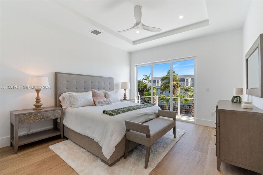 Furnished interior view inside a new home in , Key Largo (Image 70).