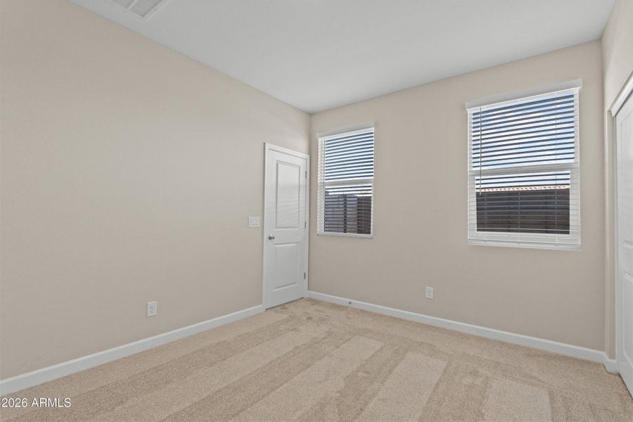 16805 W Cavedale Dr-16