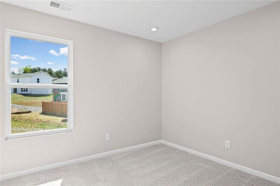Spacious, unfurnished interior of a new home in Sage Woods, Dallas (Image 35).