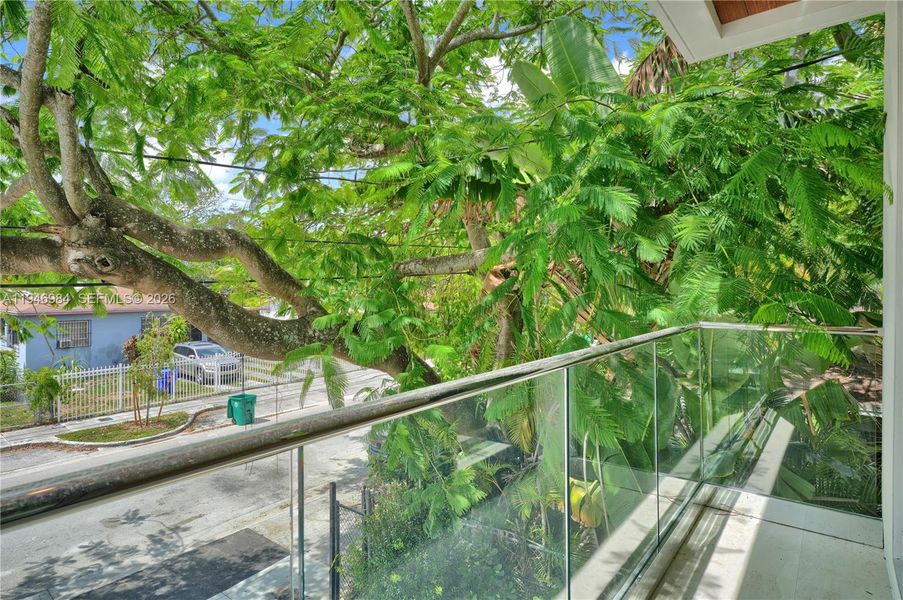 Image 36 of a home in .