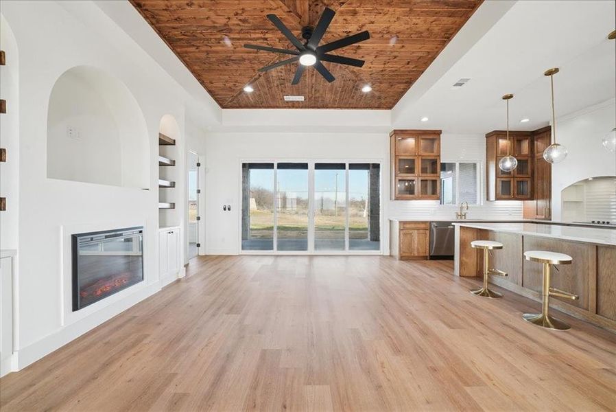 Furnished interior view inside a new home in , Waxahachie (Image 13).