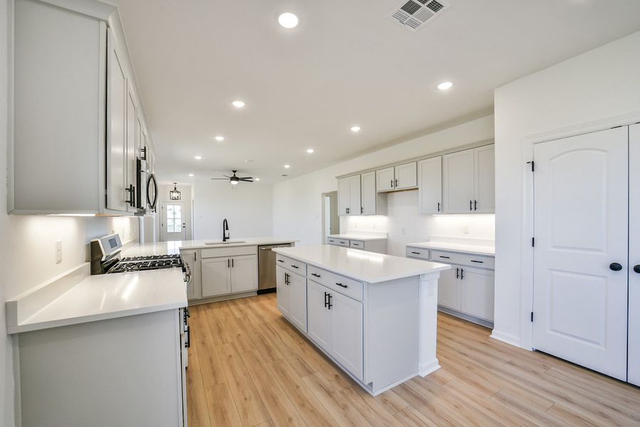 Furnished interior view inside a new home in Mostyn Springs, Magnolia (Image 10). Furnished interior view inside a new home in Mostyn Springs, Magnolia (Image 10).