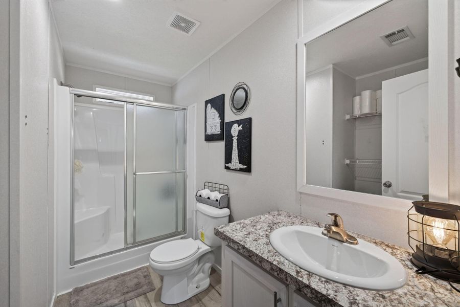 Furnished interior view inside a new home in , Hempstead (Image 4).